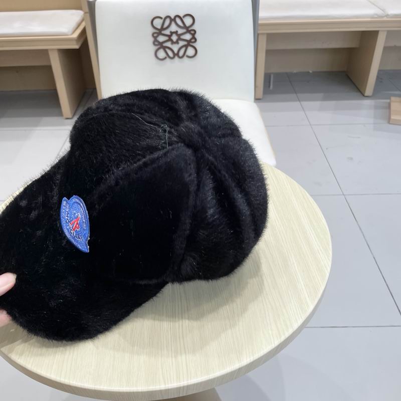 Moncler Cap (792)