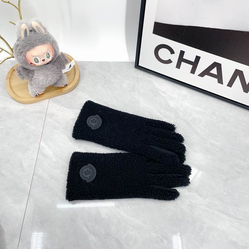 Moncler Gloves dx (209)