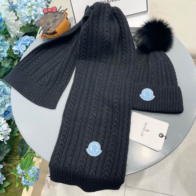 Moncler Scarf hat (103)