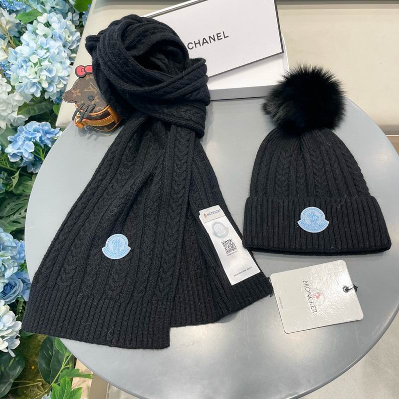 Moncler Scarf hat (104)