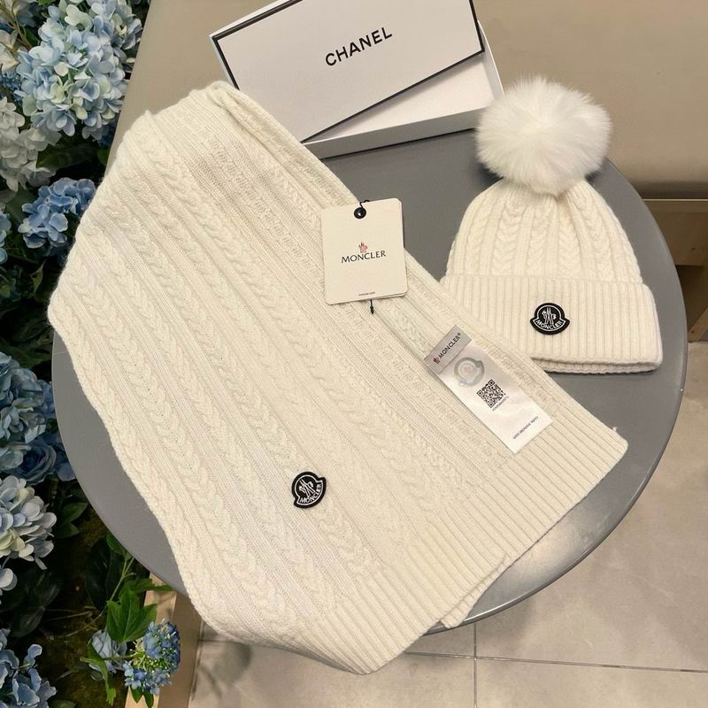 Moncler Scarf hat (111)