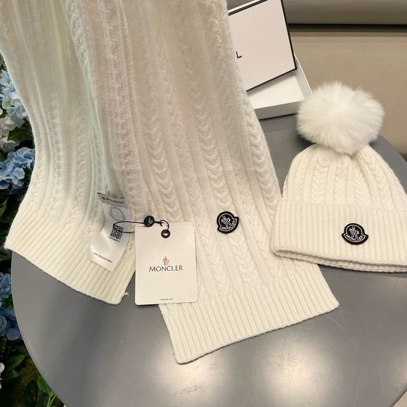 Moncler Scarf hat (112)
