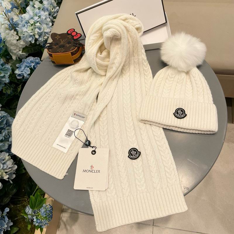 Moncler Scarf hat (113)