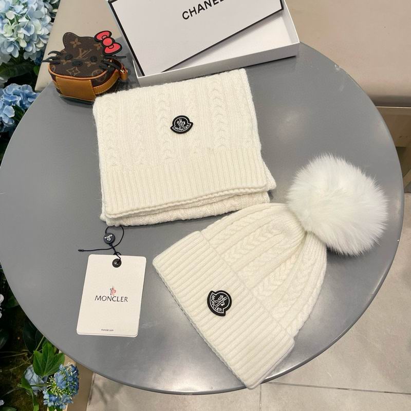 Moncler Scarf hat (119)