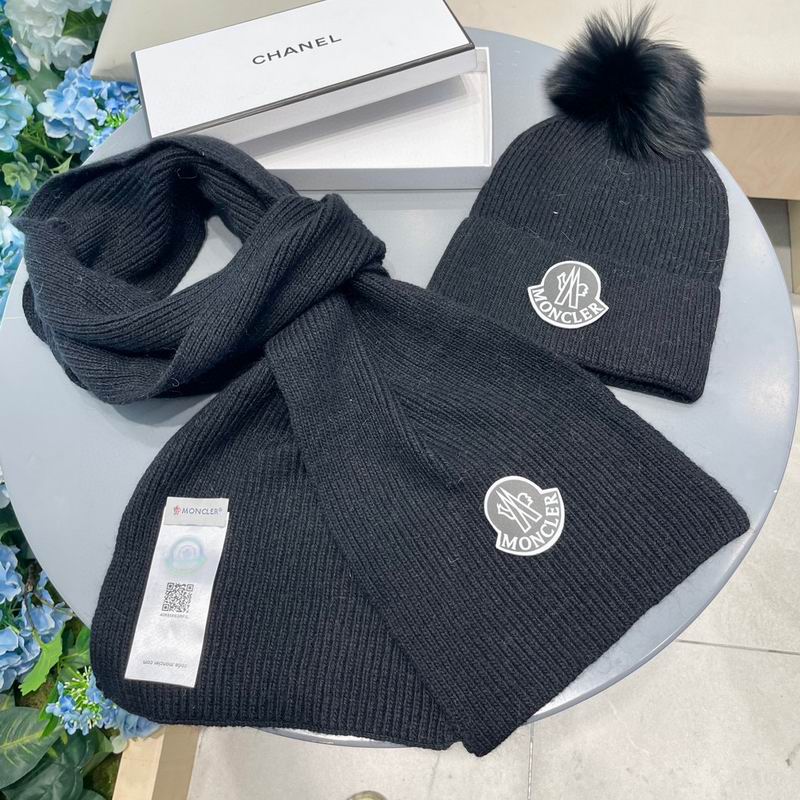 Moncler Scarf hat (263)
