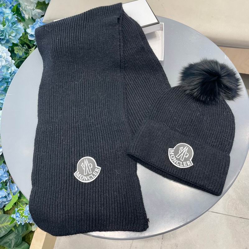 Moncler Scarf hat (267)