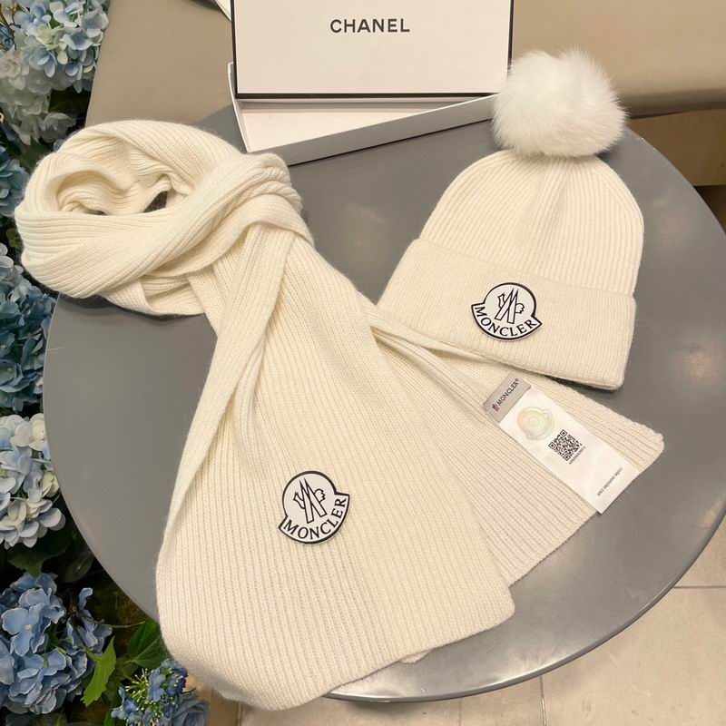 Moncler Scarf hat (271)