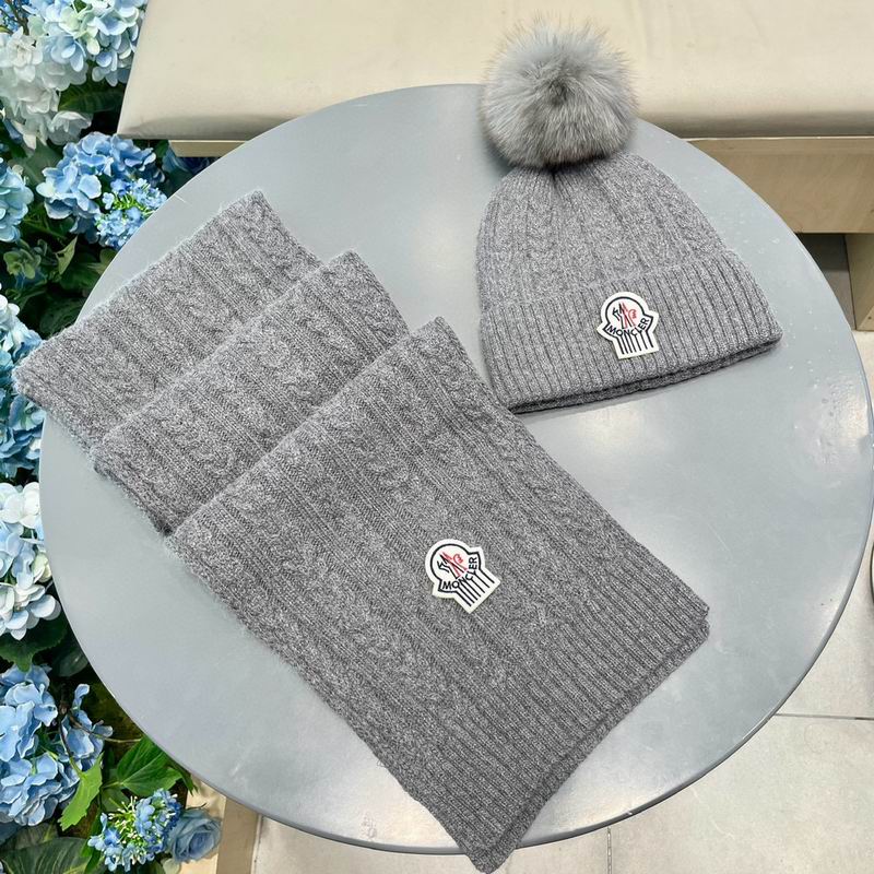 Moncler Scarf hat (306)