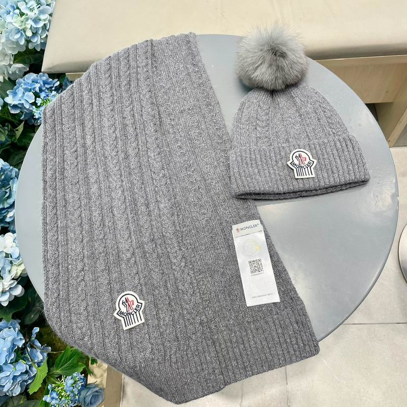 Moncler Scarf hat (308)