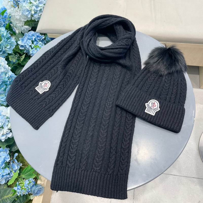 Moncler Scarf hat (319)
