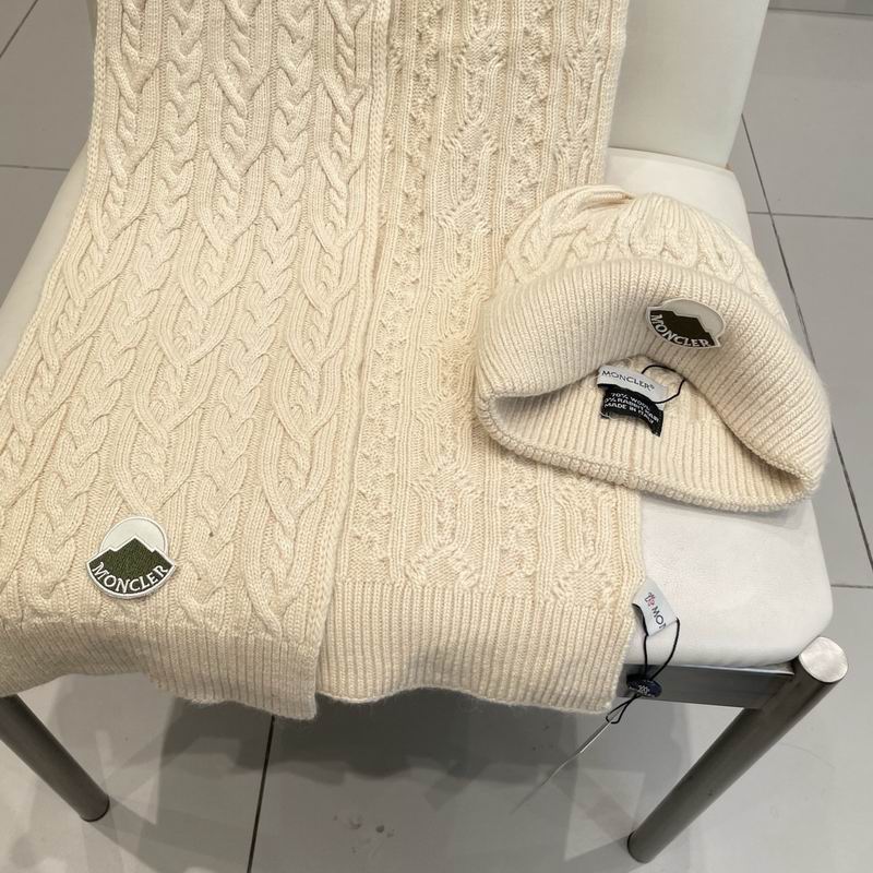 Moncler Scarf hat (39)
