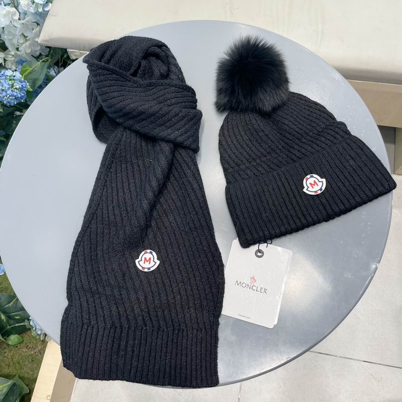 Moncler Scarf hat (395)