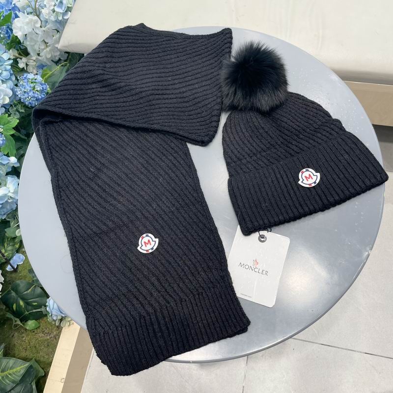 Moncler Scarf hat (397)