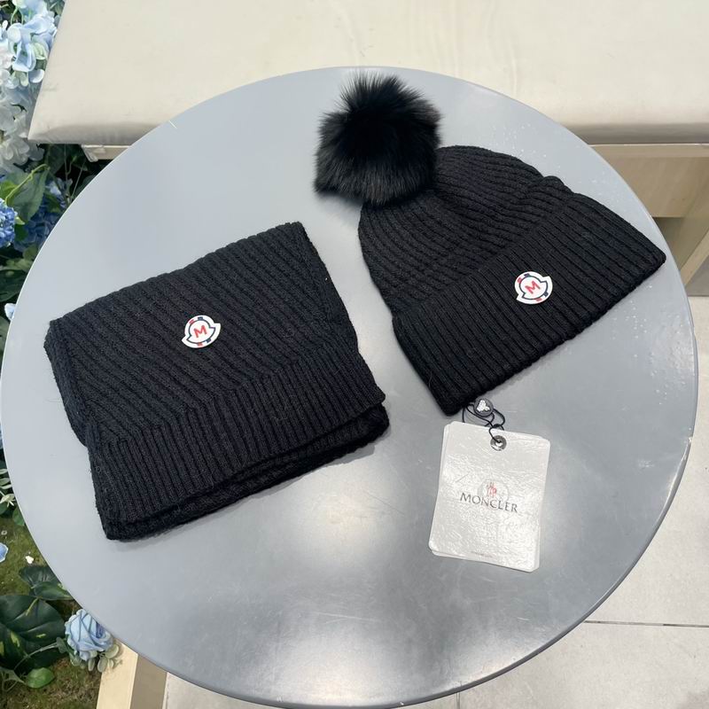 Moncler Scarf hat (398)
