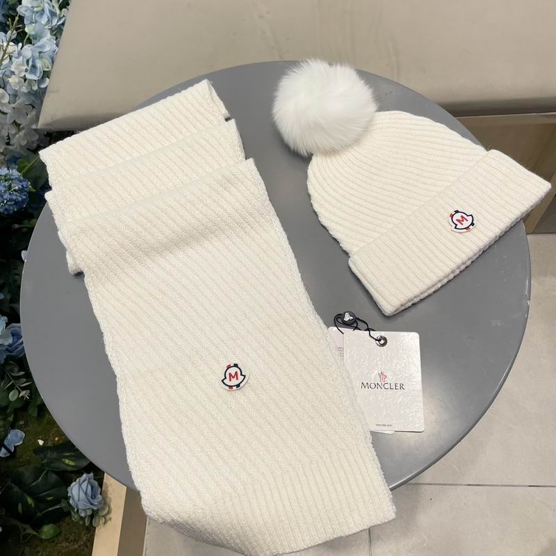 Moncler Scarf hat (404)