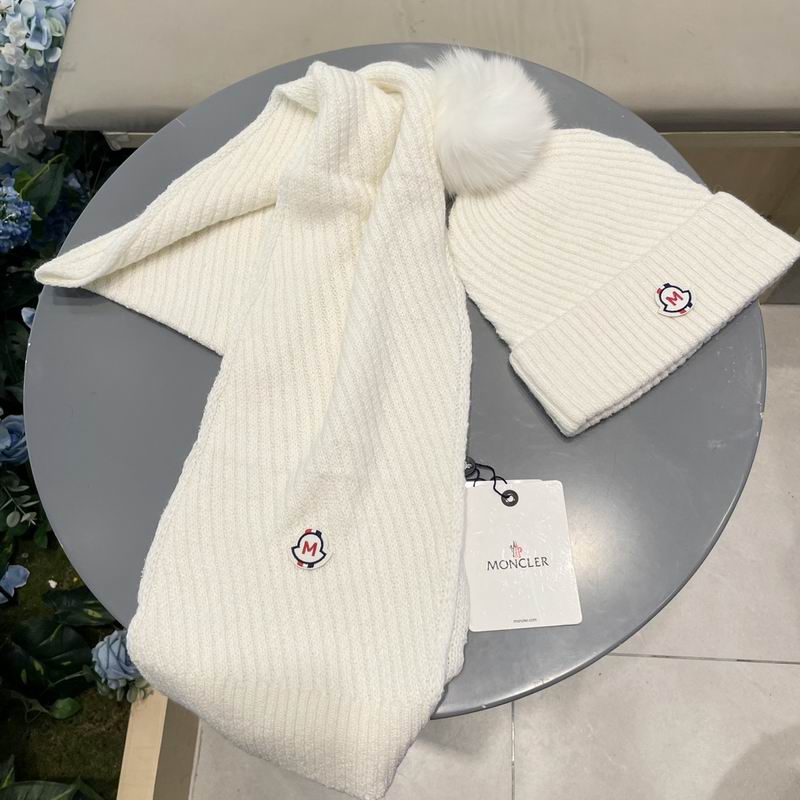 Moncler Scarf hat (406)