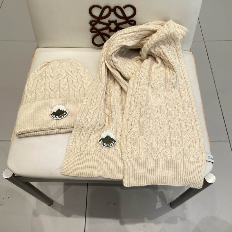 Moncler Scarf hat (41)