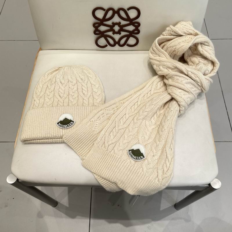 Moncler Scarf hat (43)