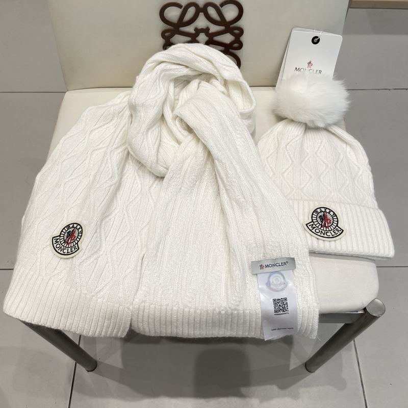 Moncler Scarf hat (464)