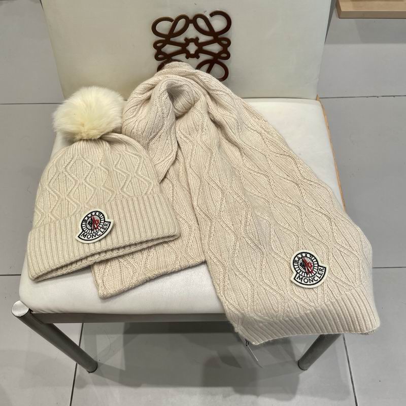 Moncler Scarf hat (475)