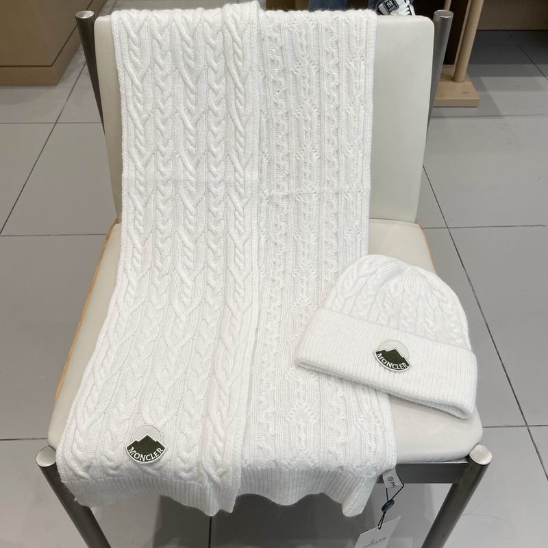 Moncler Scarf hat (48)