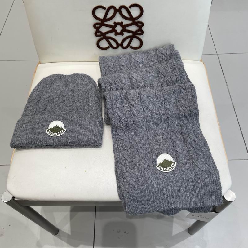Moncler Scarf hat (56)