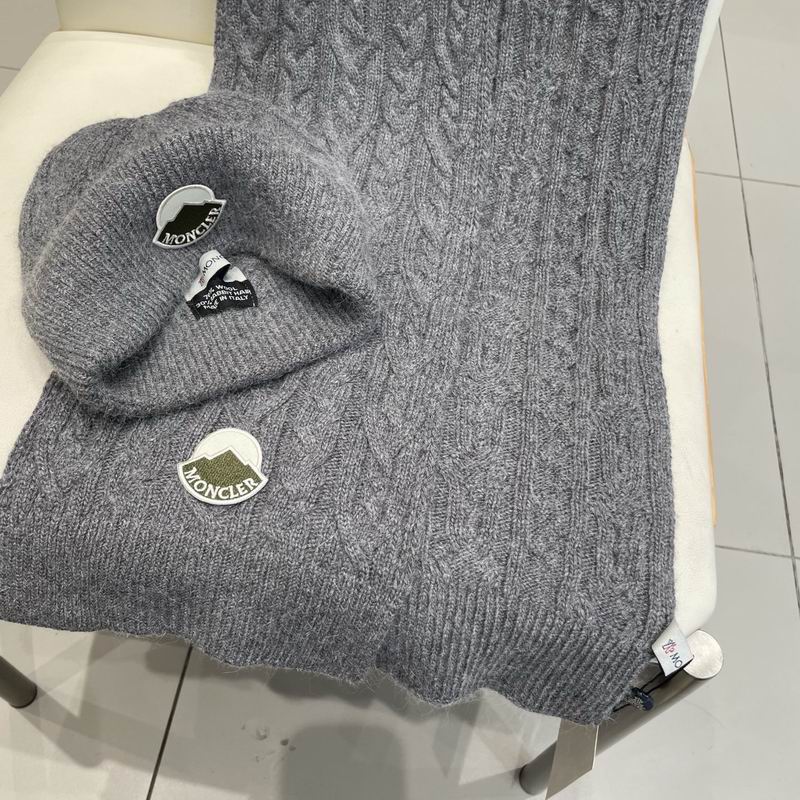 Moncler Scarf hat (57)