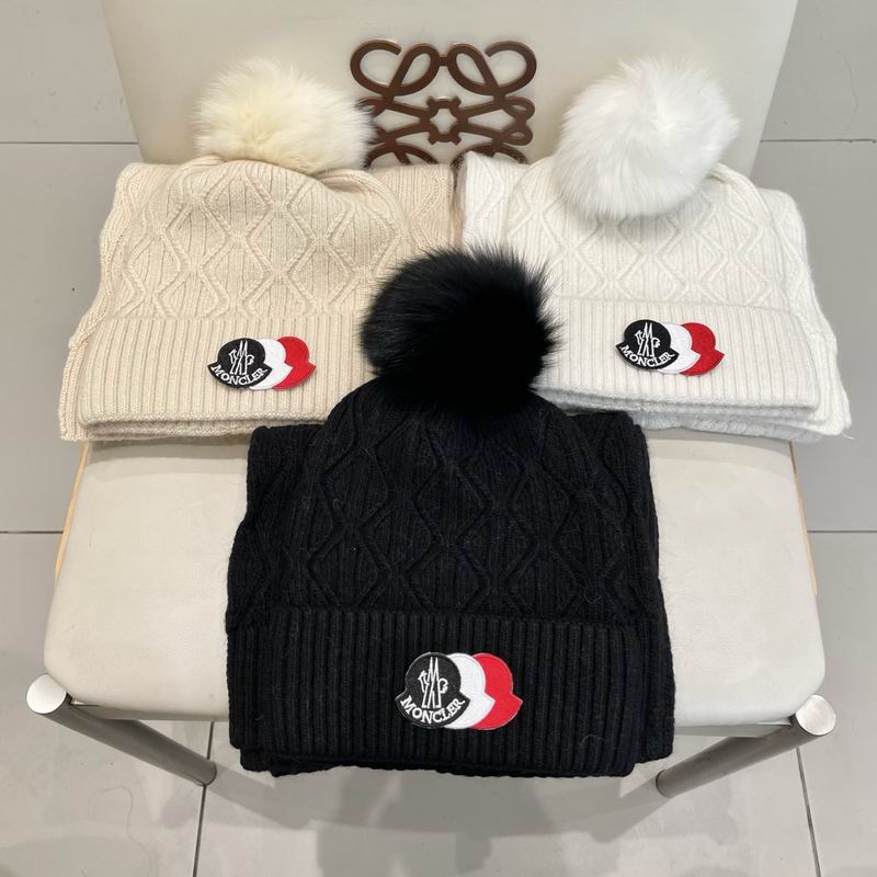 Moncler Scarf hat (614)