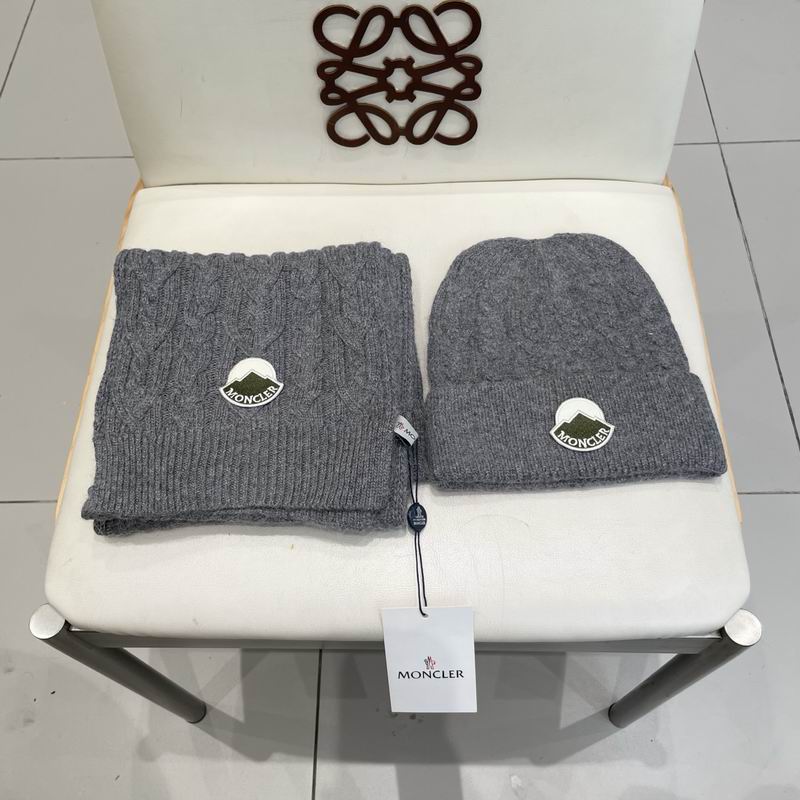 Moncler Scarf hat (64)