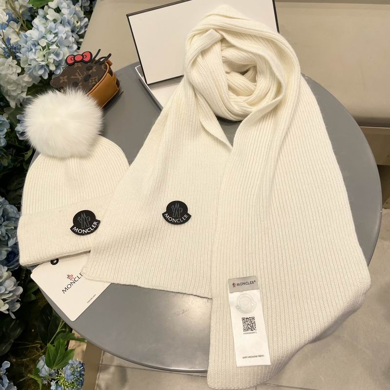 Moncler Scarf hat (73)