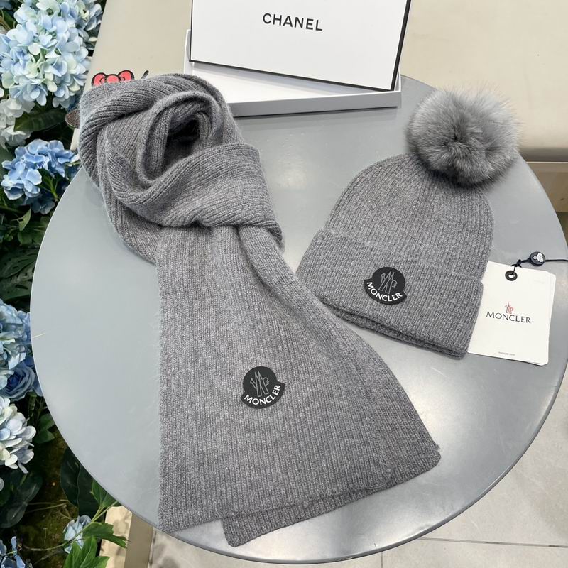 Moncler Scarf hat (79)