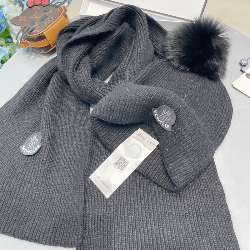 Moncler Scarf hat (85)