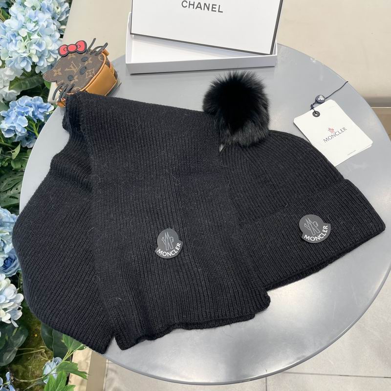 Moncler Scarf hat (90)