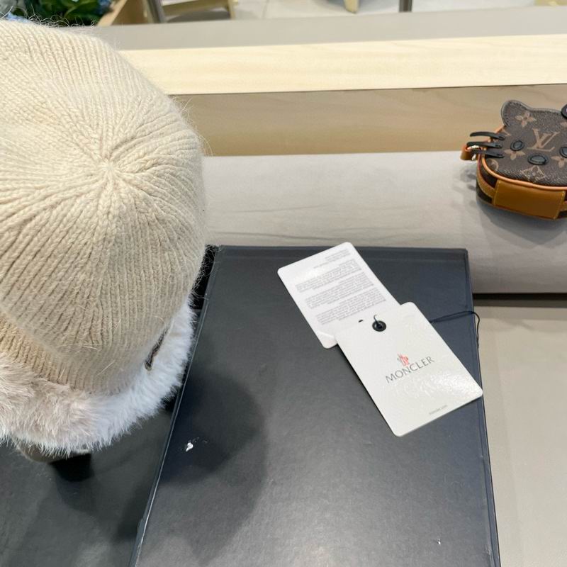 Moncler hat (1489)