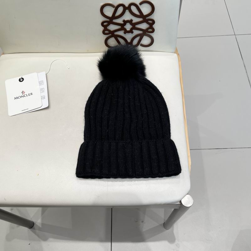 Moncler hat (162)