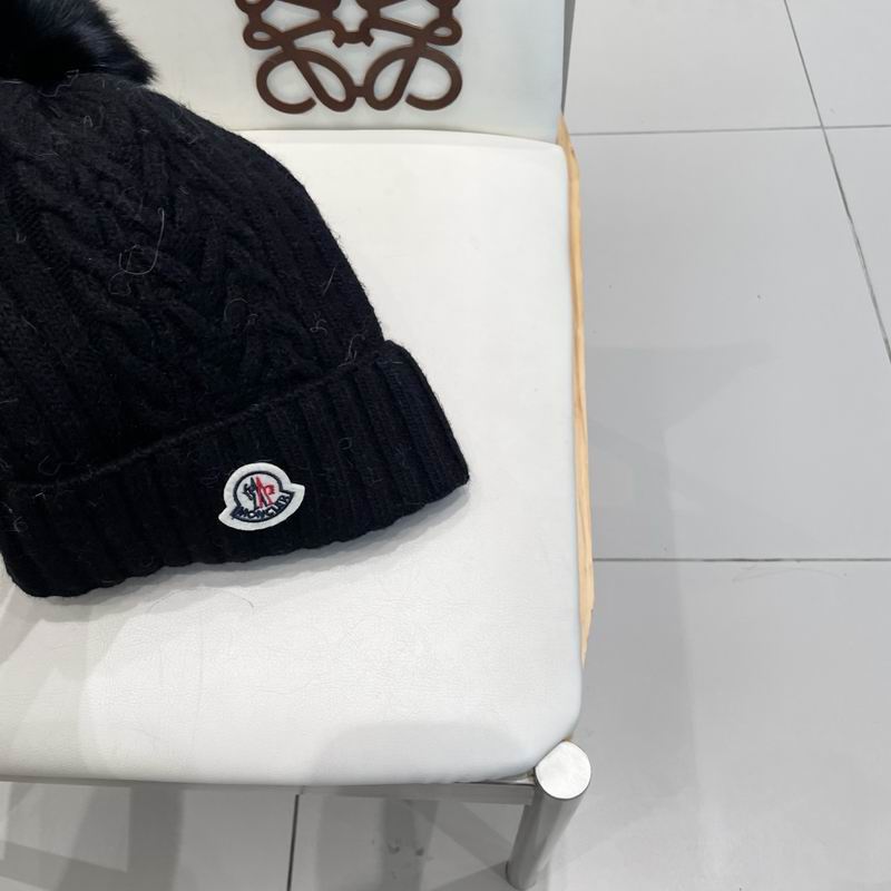 Moncler hat (165)