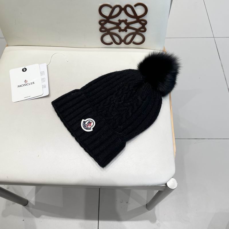 Moncler hat (167)