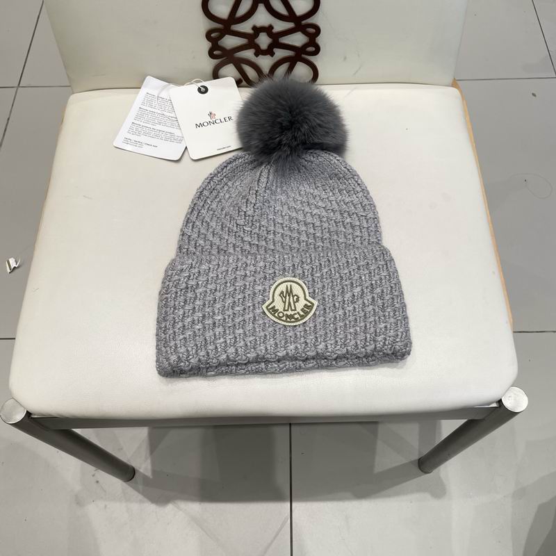 Moncler hat (1805)