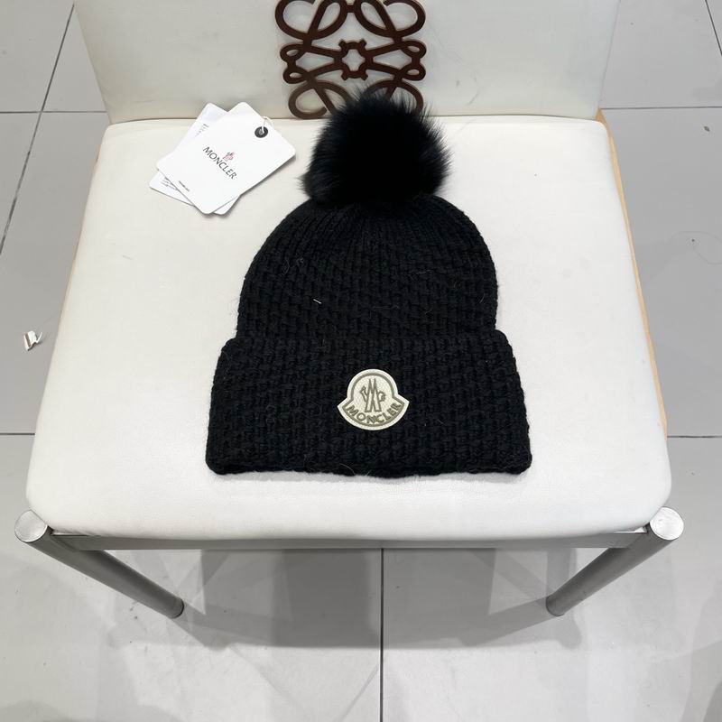 Moncler hat (1814)