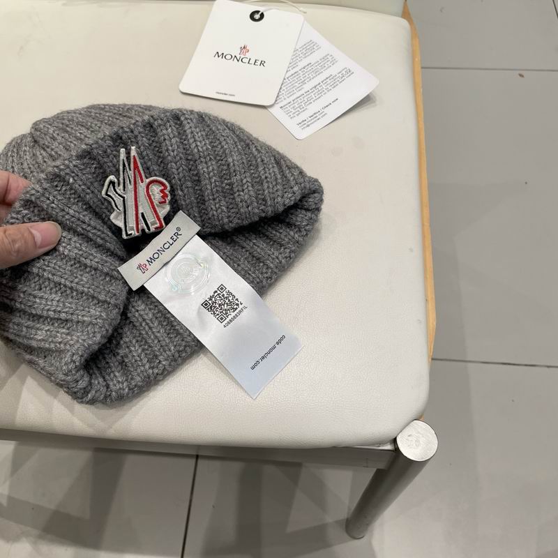 Moncler hat (1905)
