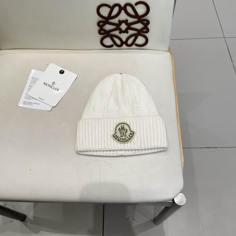 Moncler hat (327)
