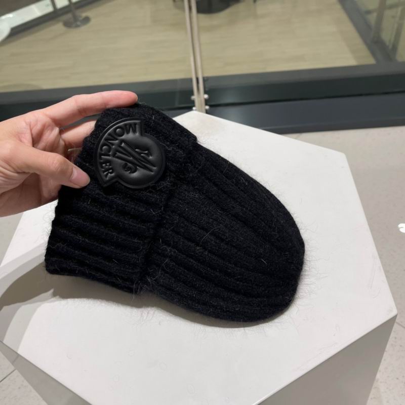 Moncler hat (679)