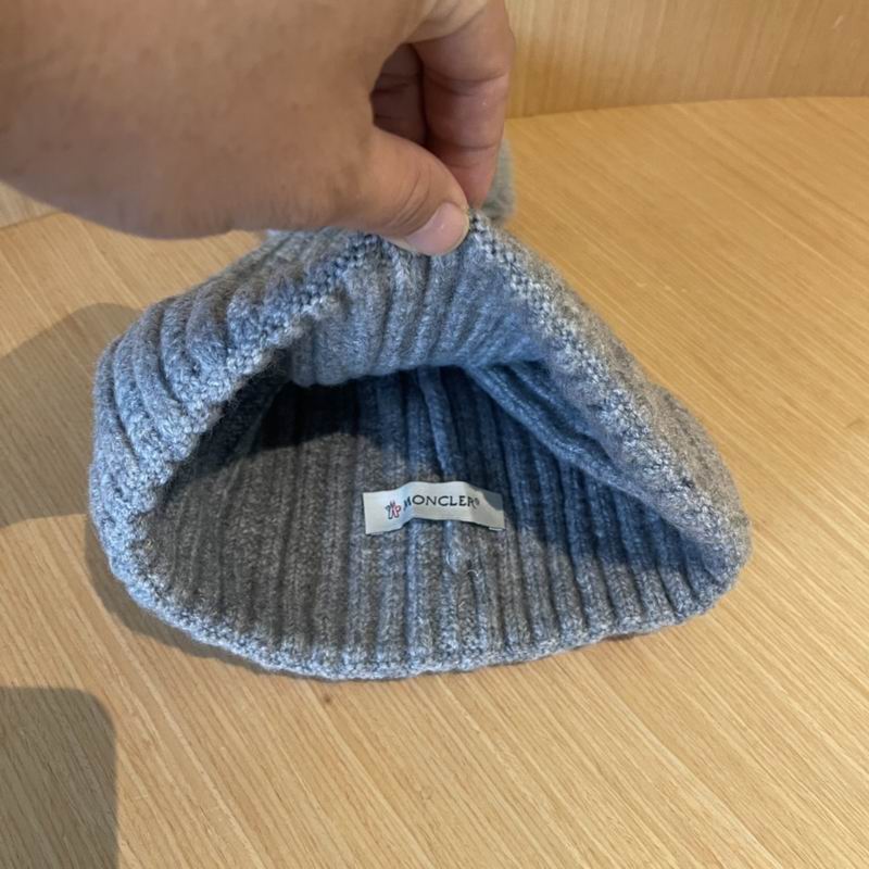 Moncler hat (786)