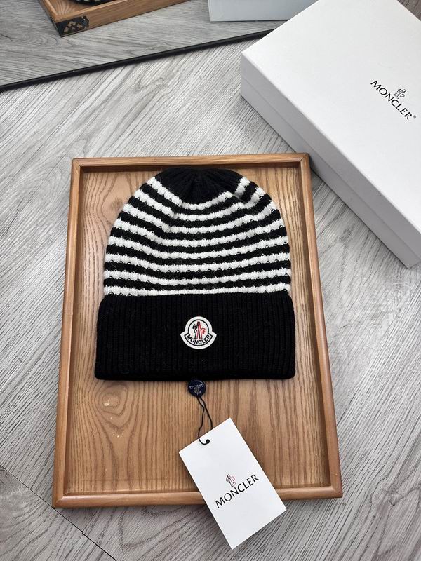 Moncler hat dx (1017)