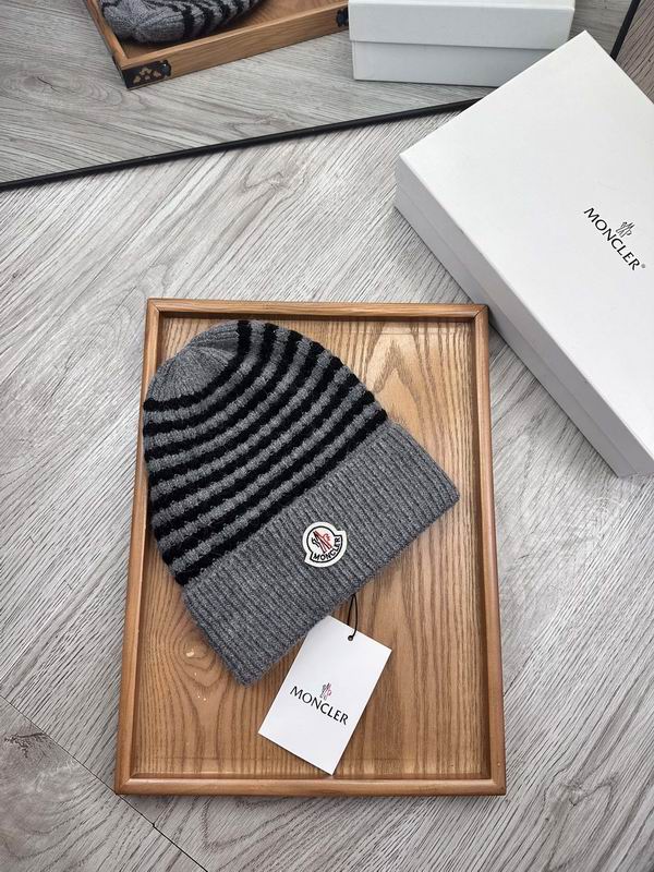 Moncler hat dx (1024)