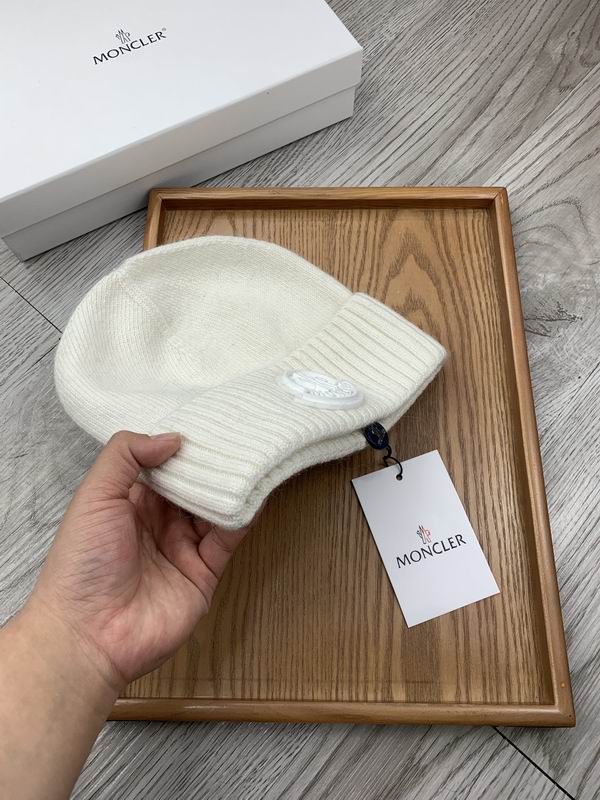 Moncler hat dx (662)