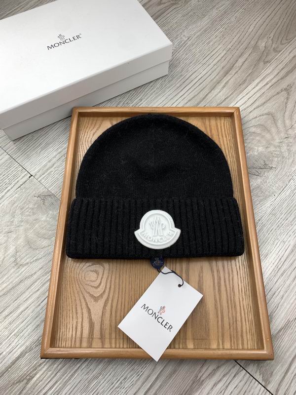 Moncler hat dx (685)
