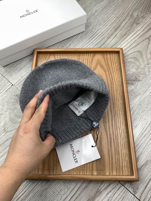 Moncler hat dx (688)
