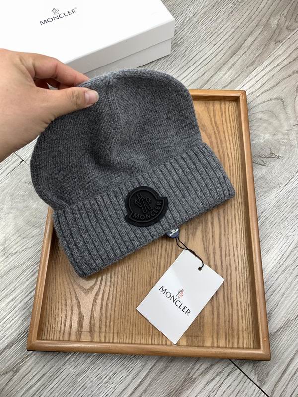 Moncler hat dx (691)