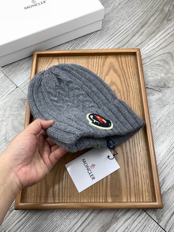 Moncler hat dx (734)